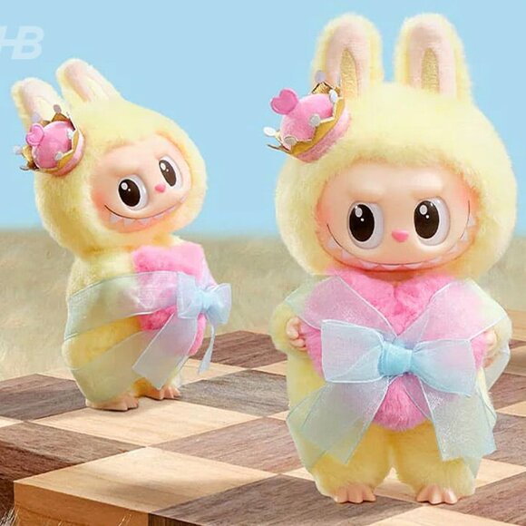 Authentic POPMART Labubu THE MONSTERS Let's Checkmate Series Vinyl Plush Pendant - Picture 3 of 4